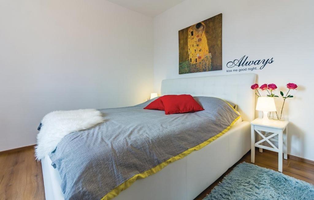 Apartment Trixi Pula Ngoại thất bức ảnh